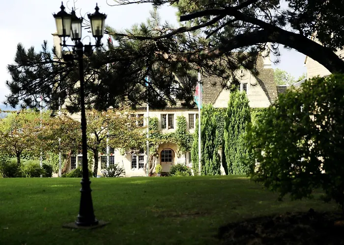Top 4 Star Hotels in Gloucester